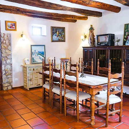 Masia Pou De La Vinya