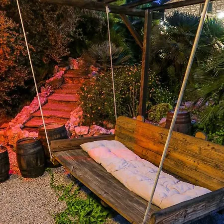 Masia Pou De La Vinya شقة سيدجيس