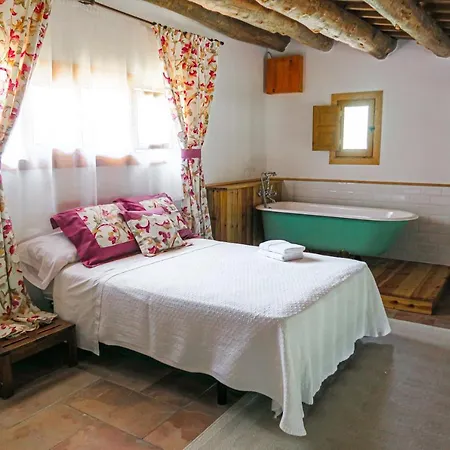 Masia Pou De La Vinya * سيدجيس