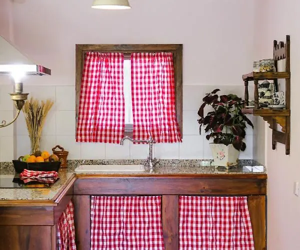 Masia Pou De La Vinya