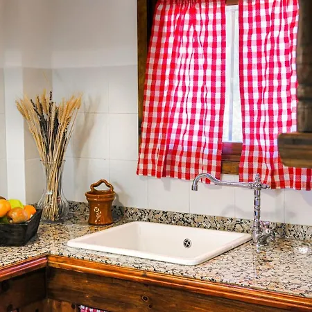 Masia Pou De La Vinya *