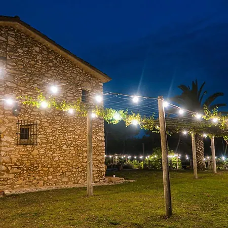 Masia Pou De La Vinya